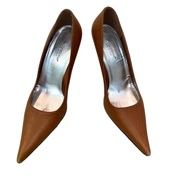 Dolce & Gabbana pointy toe brown tan pumps 39.5 US9.5 kitten heel 3” Y2K classic